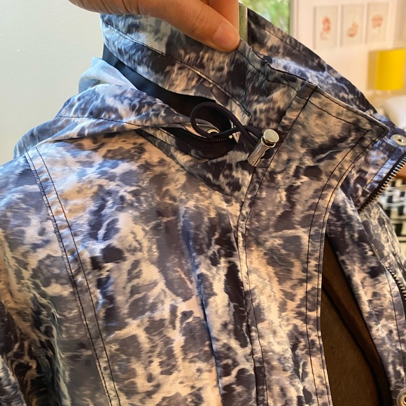 Whitewater Rain Jacket - Picture 2 of 6